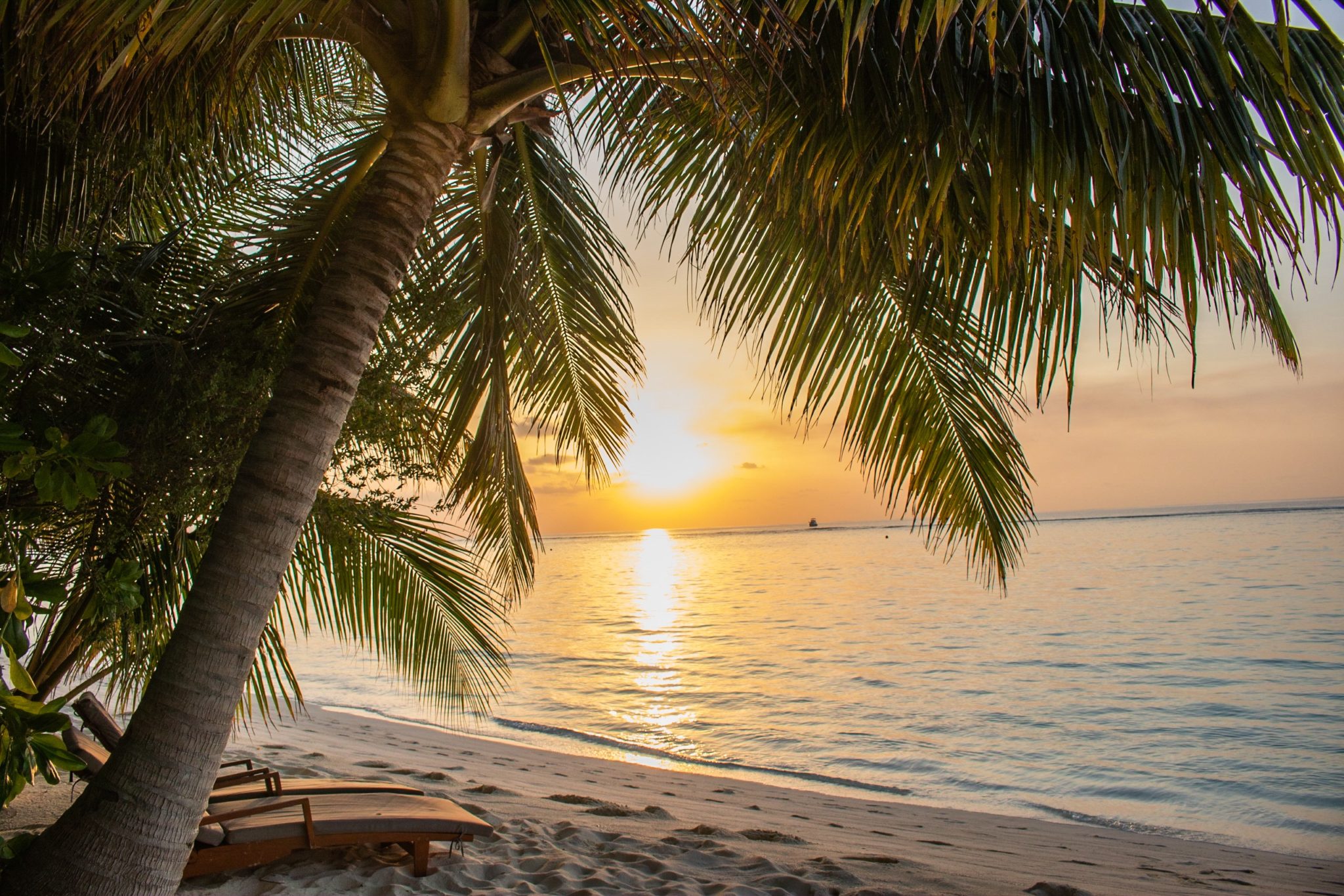 Photo of a sunset in the Maldives