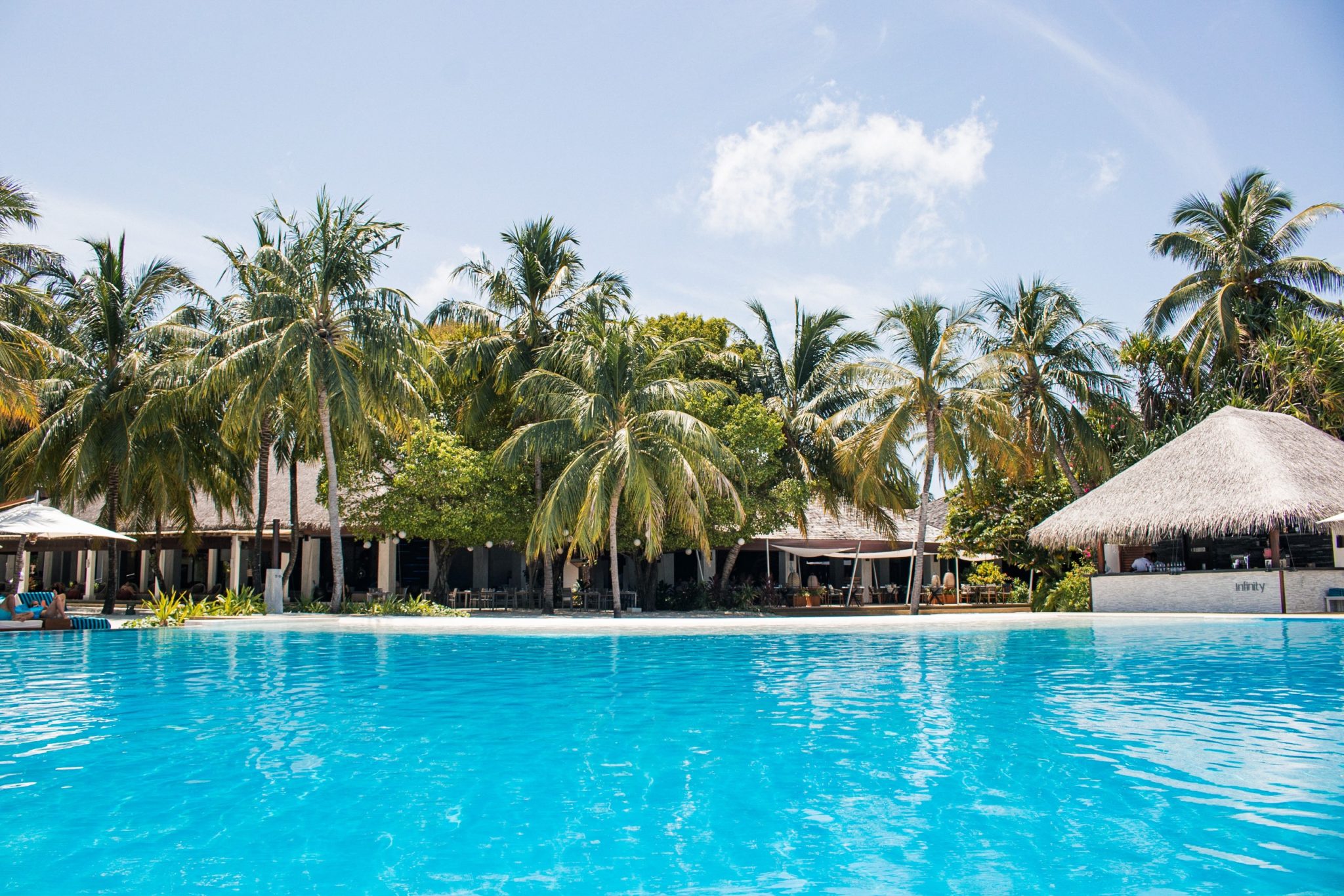 Infinity pool at Velassaru, Maldives